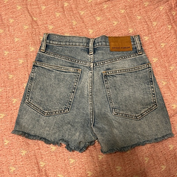 Mid denim shorts - Picture 3 of 3